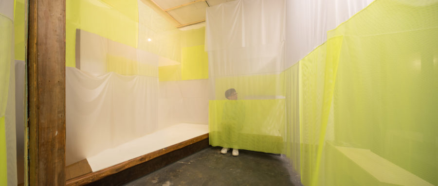 鈴木なつき｜空間を編む